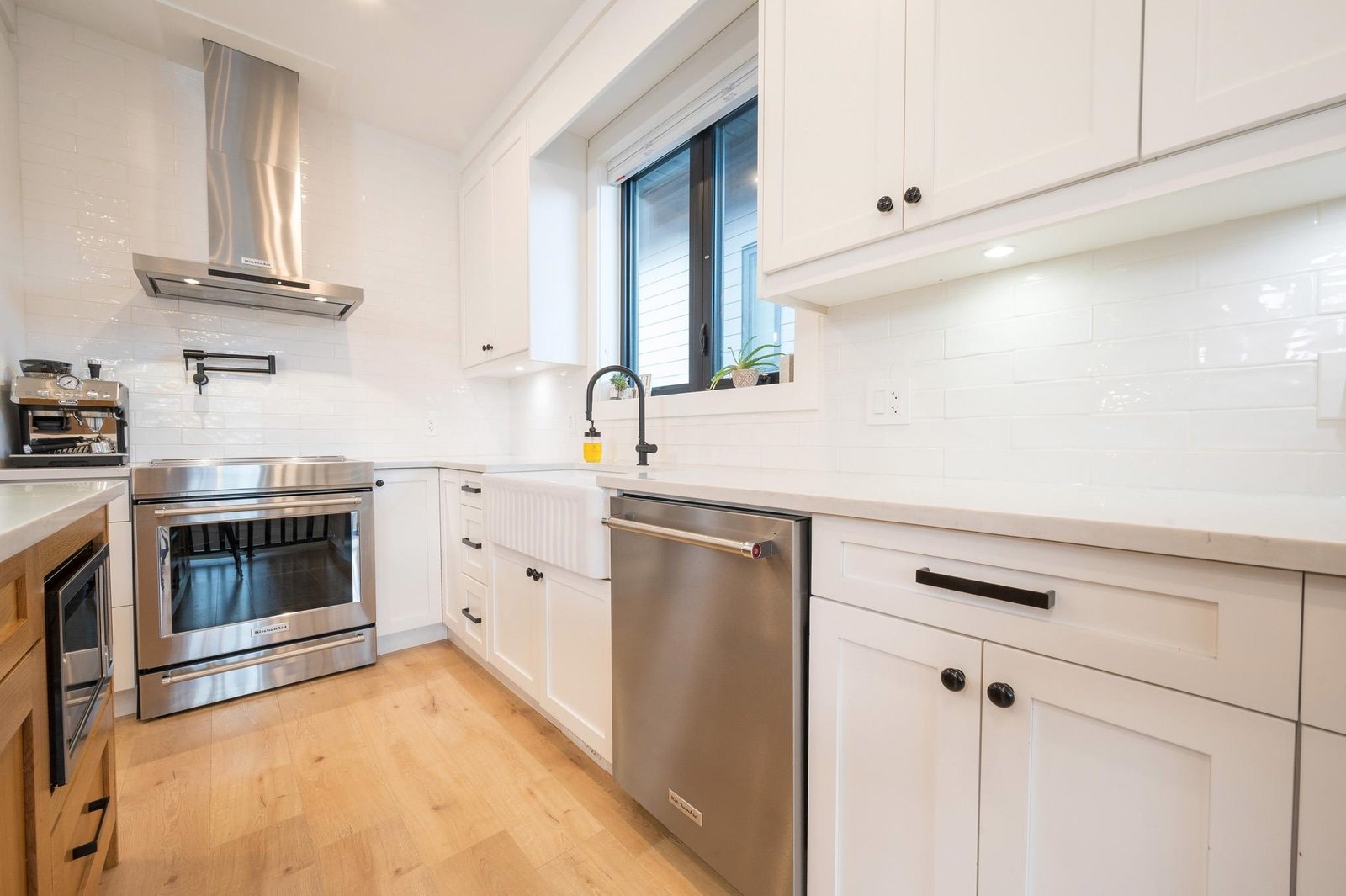 Hollowridge renovation exterior