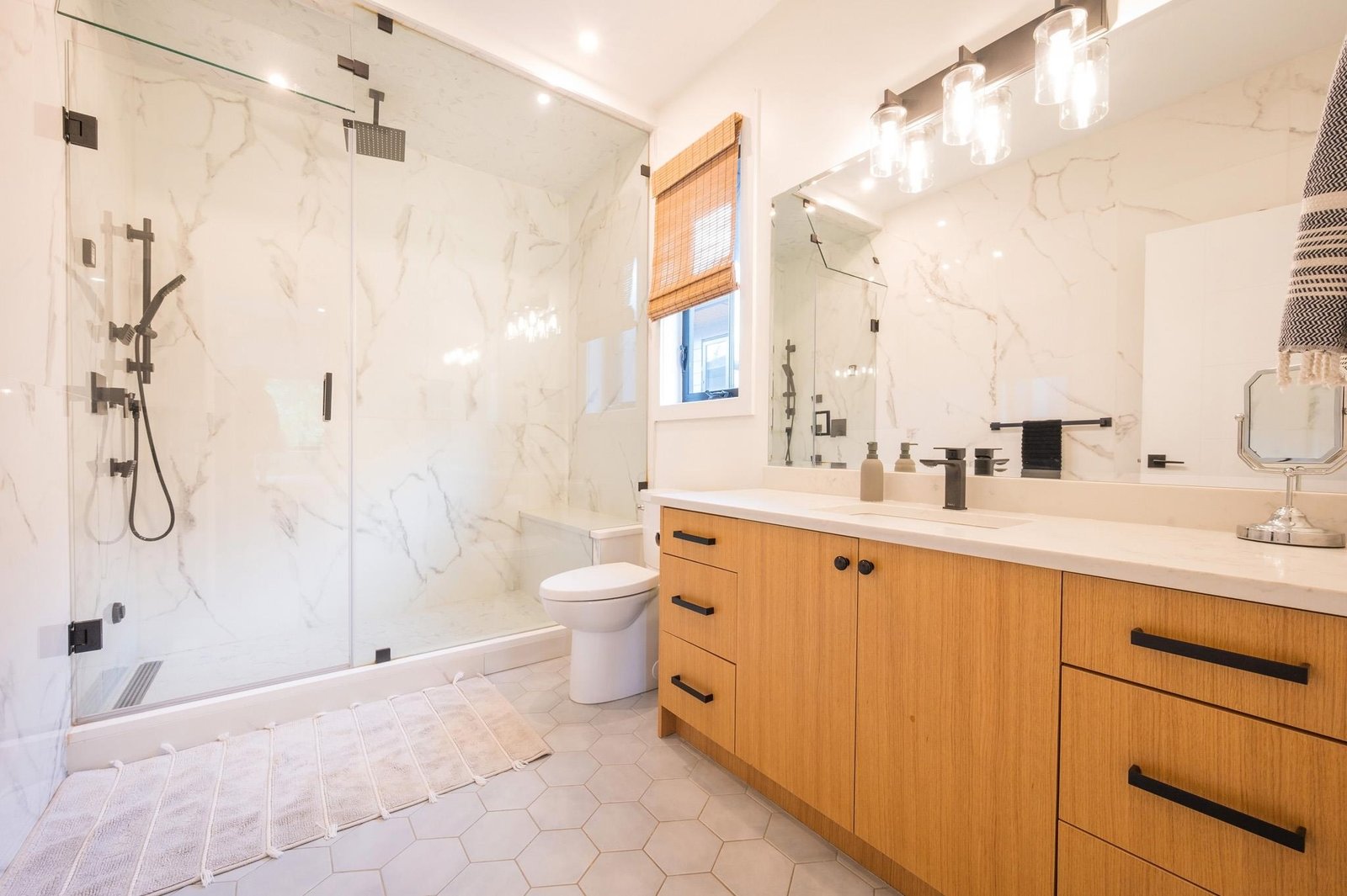 Hollowridge - Photo 8